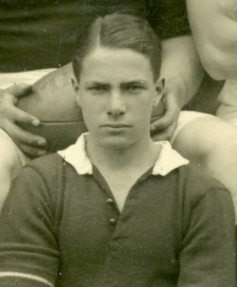 James D'Helin (Football 1918).